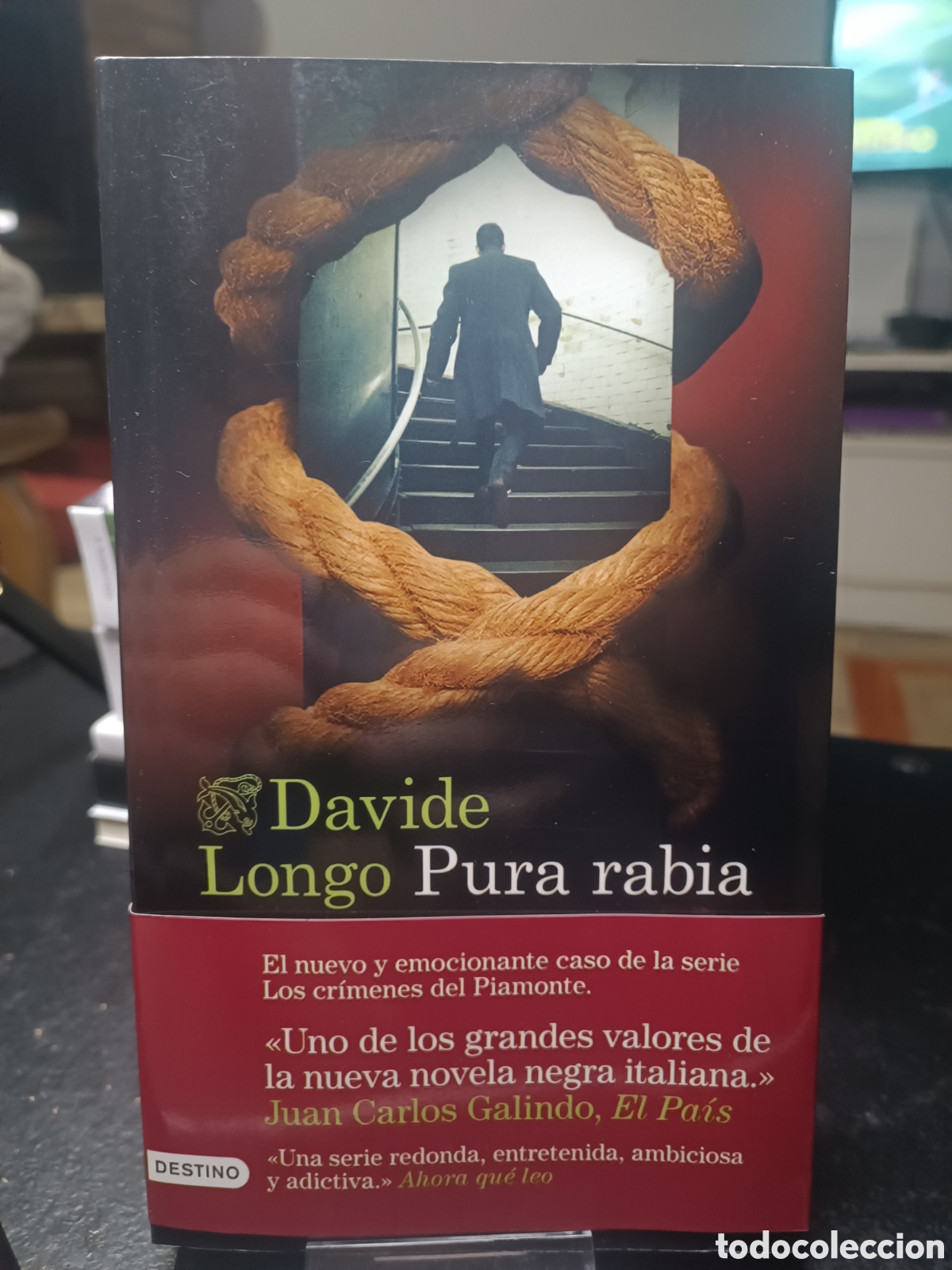 Libros de segunda mano: Pura rabia. Serie Los cr&iacute;menes del Piamonte 3. Una rabbia semplice Davide Longo primera edici&oacute;n 2024