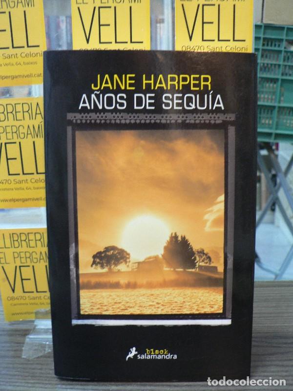 Libros de segunda mano: A&ntilde;os de Sequ&iacute;a - Jane Harper - Salamandra - Black