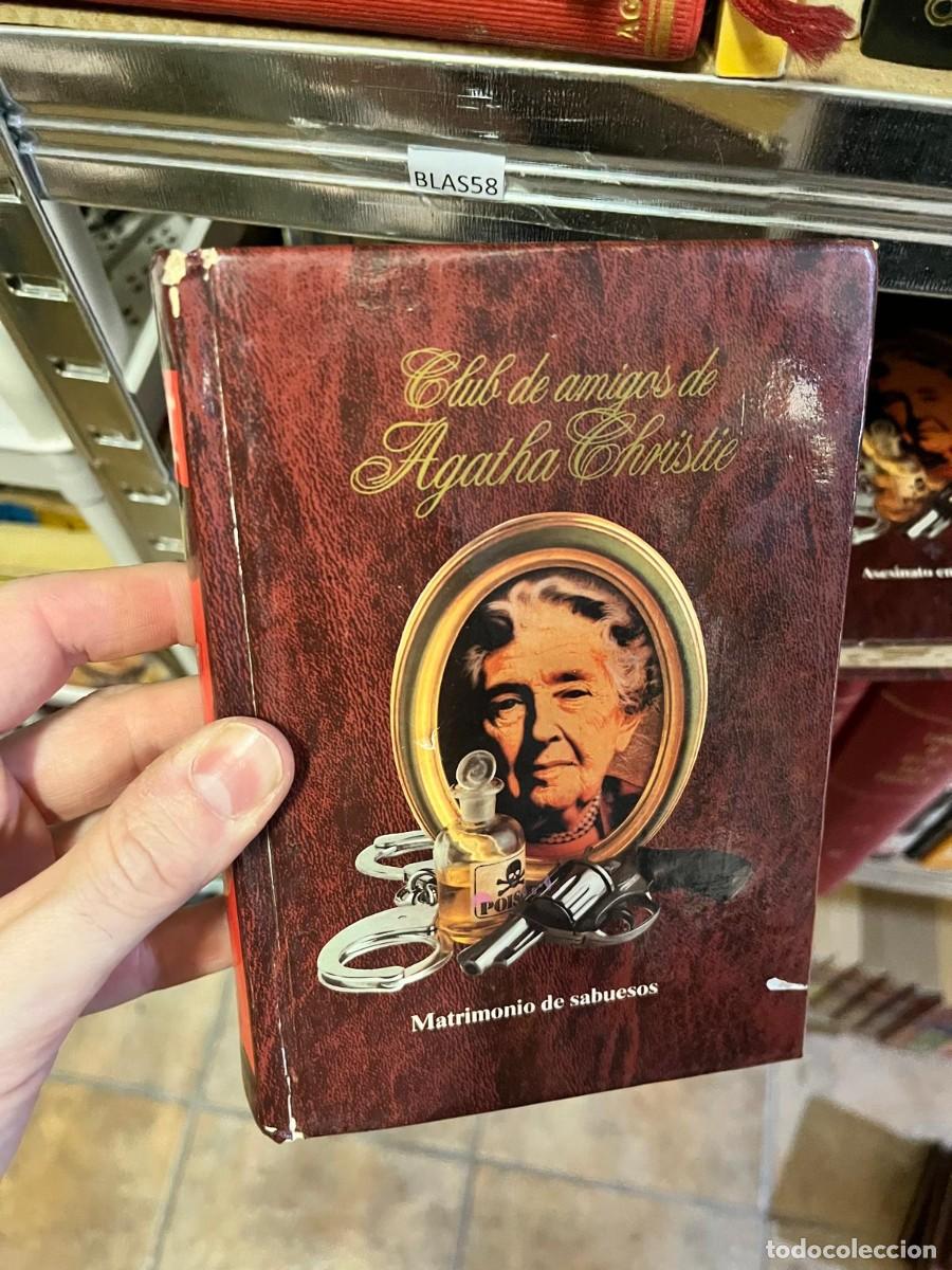 Libros de segunda mano: BLAS58 - Matrimonio de sabuesos - Agatha Christie - Club de Amigos de Agatha Christie.