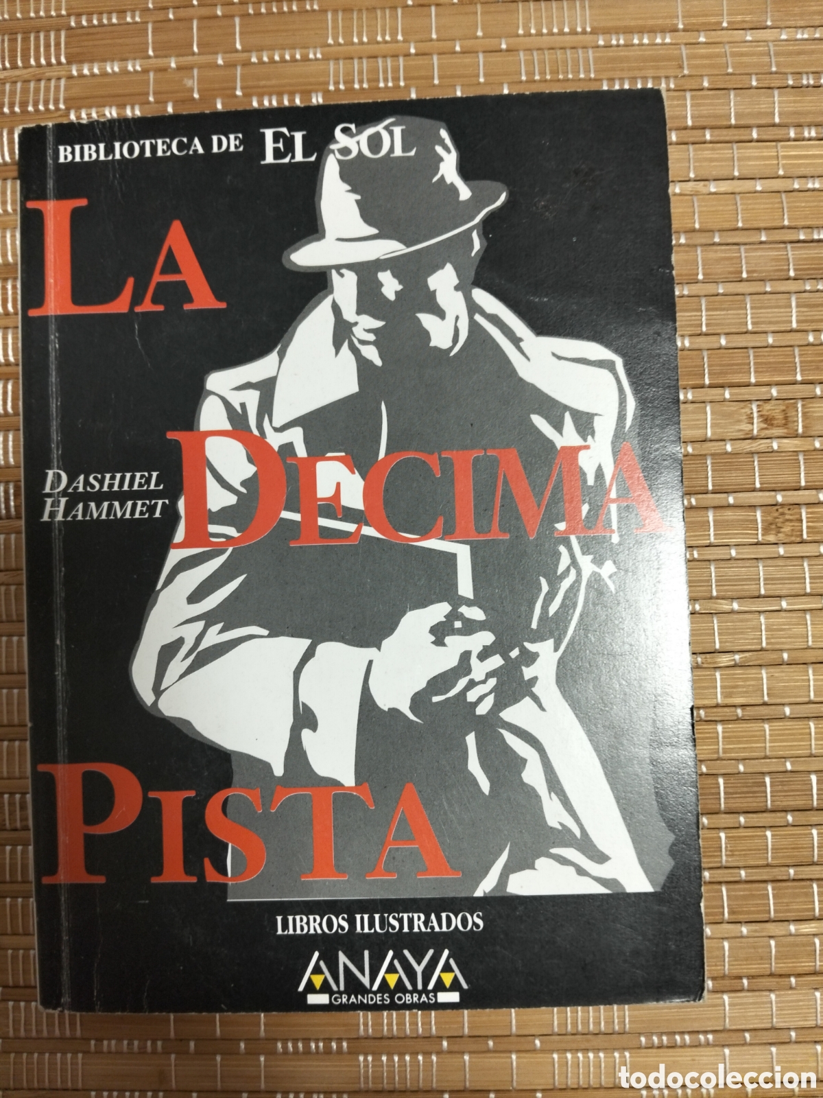 Second hand books: Dashiel hammet. La decima pista