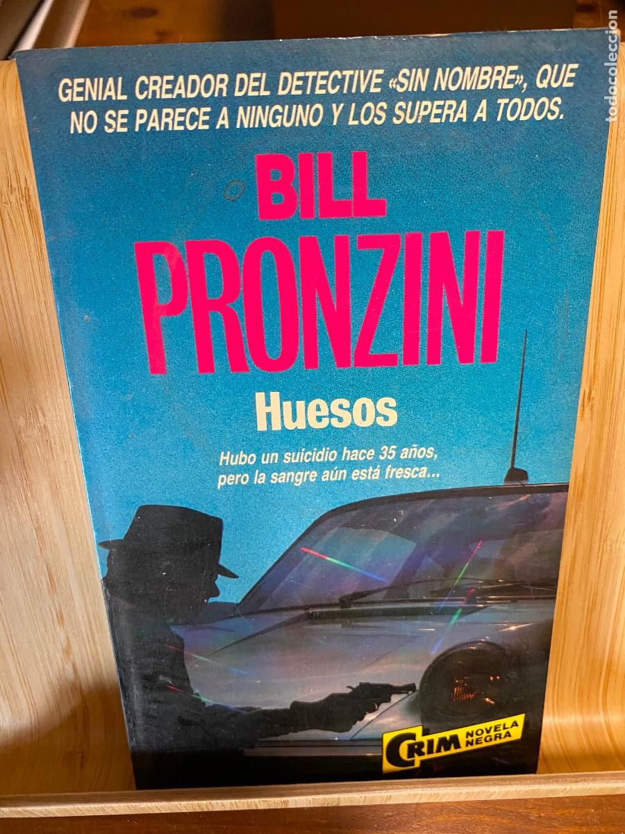 Libros de segunda mano: HUESOS.BILL PRONZINI. EDITORIAL MART&Iacute;NEZ ROCA