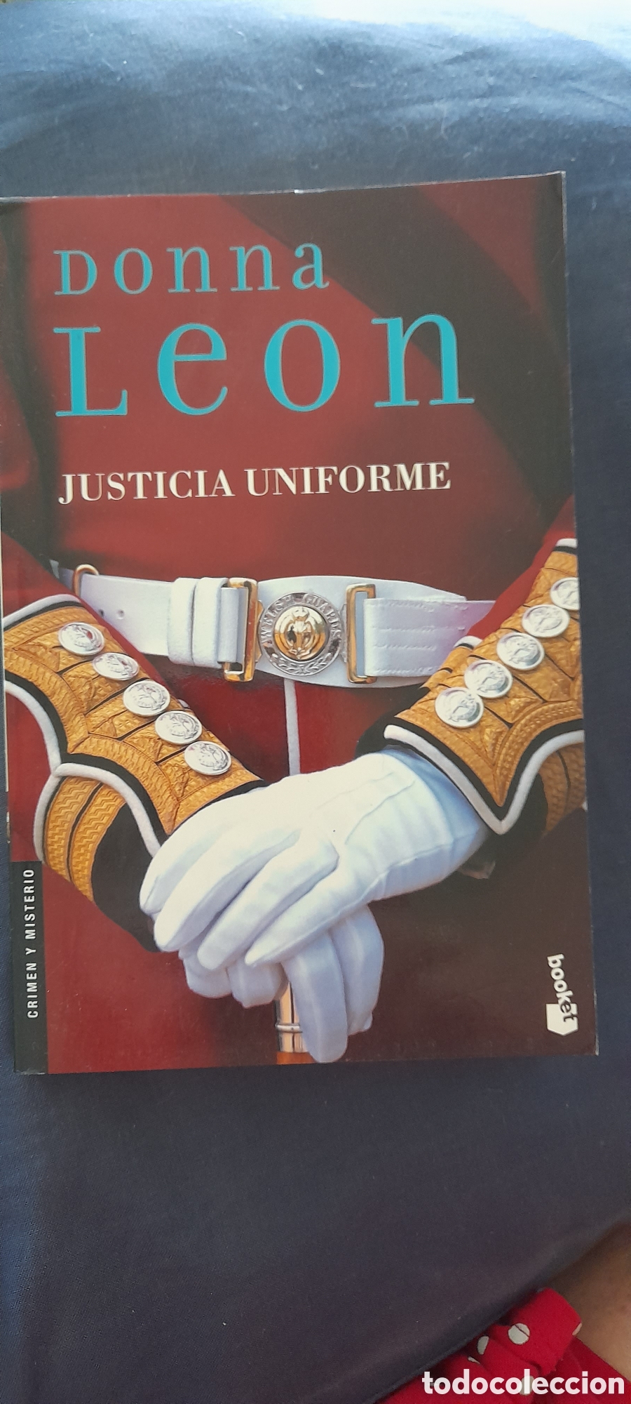 Libros de segunda mano: Justicia uniforme. Donna Le&oacute;n