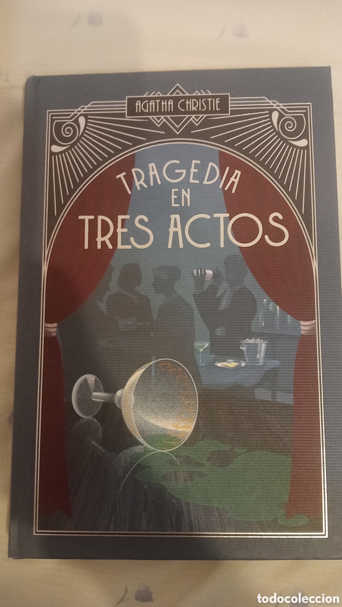 Libros de segunda mano: Tragedia en tres actos. Agatha Christie. NUEVO. SIN LEER