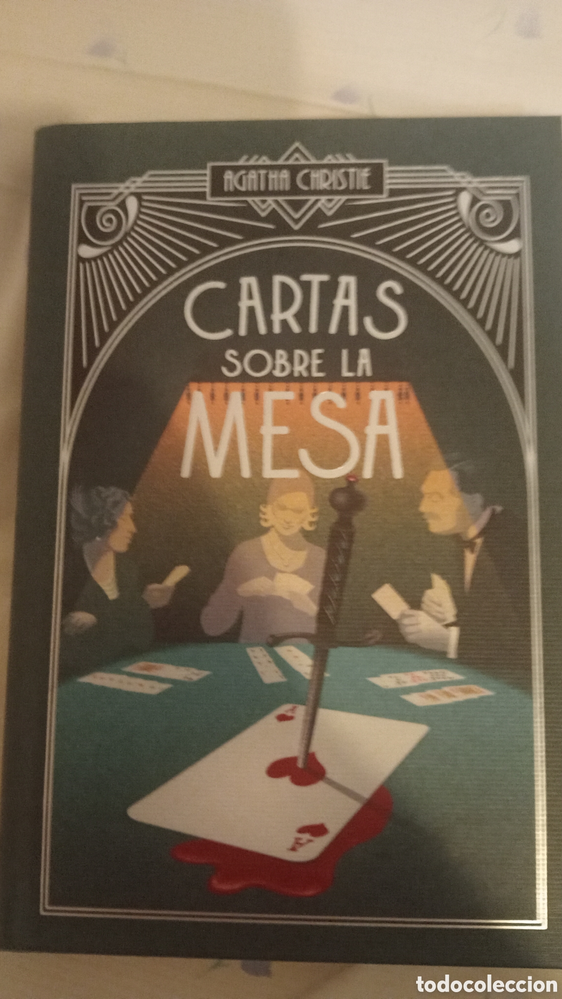 Libros de segunda mano: Cartas sobre la mesa. Agatha Christie. NUEVO. SIN LEER