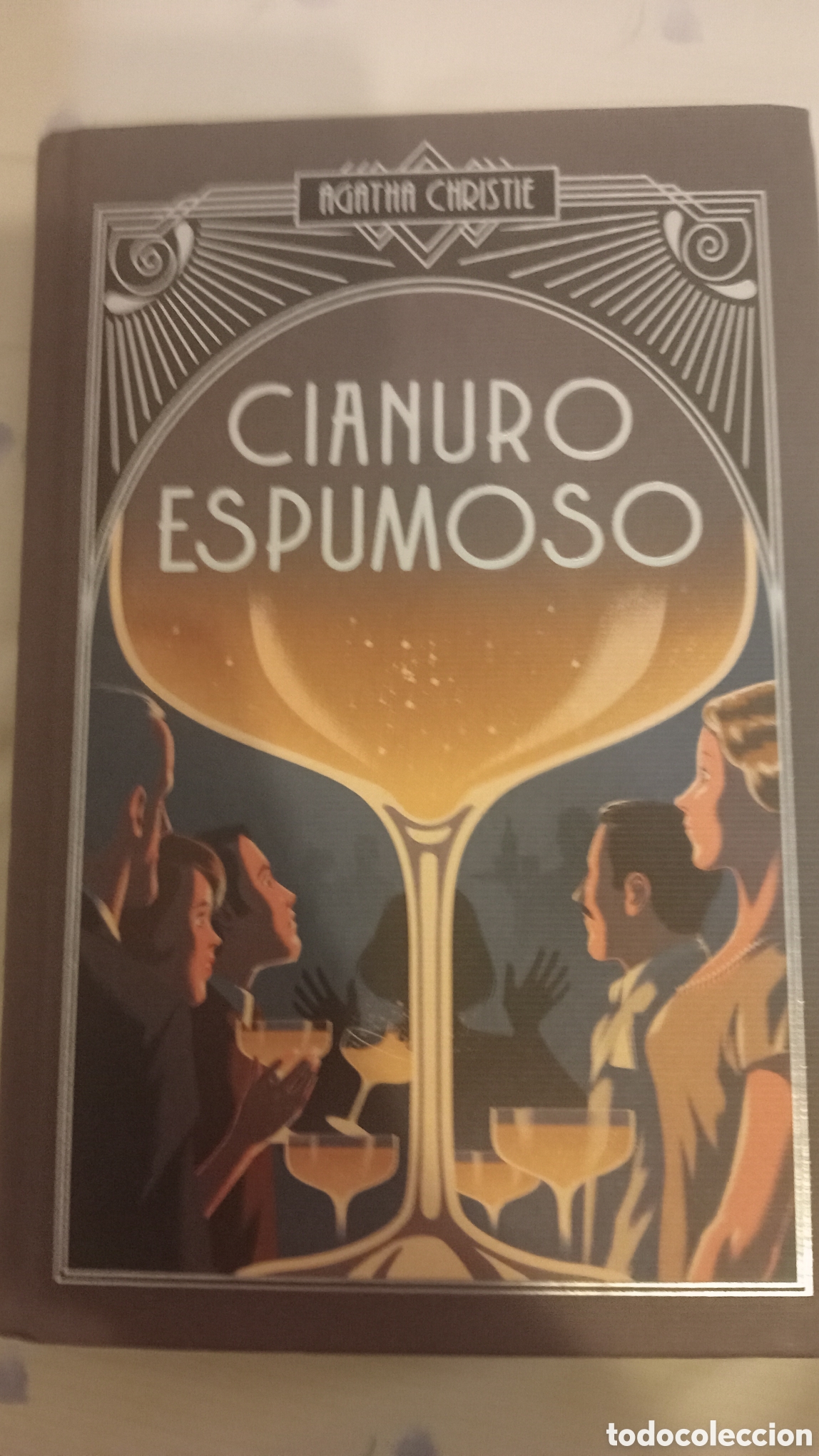 Libros de segunda mano: Cianuro espumoso. Agatha Christie. NUEVO. SIN LEER