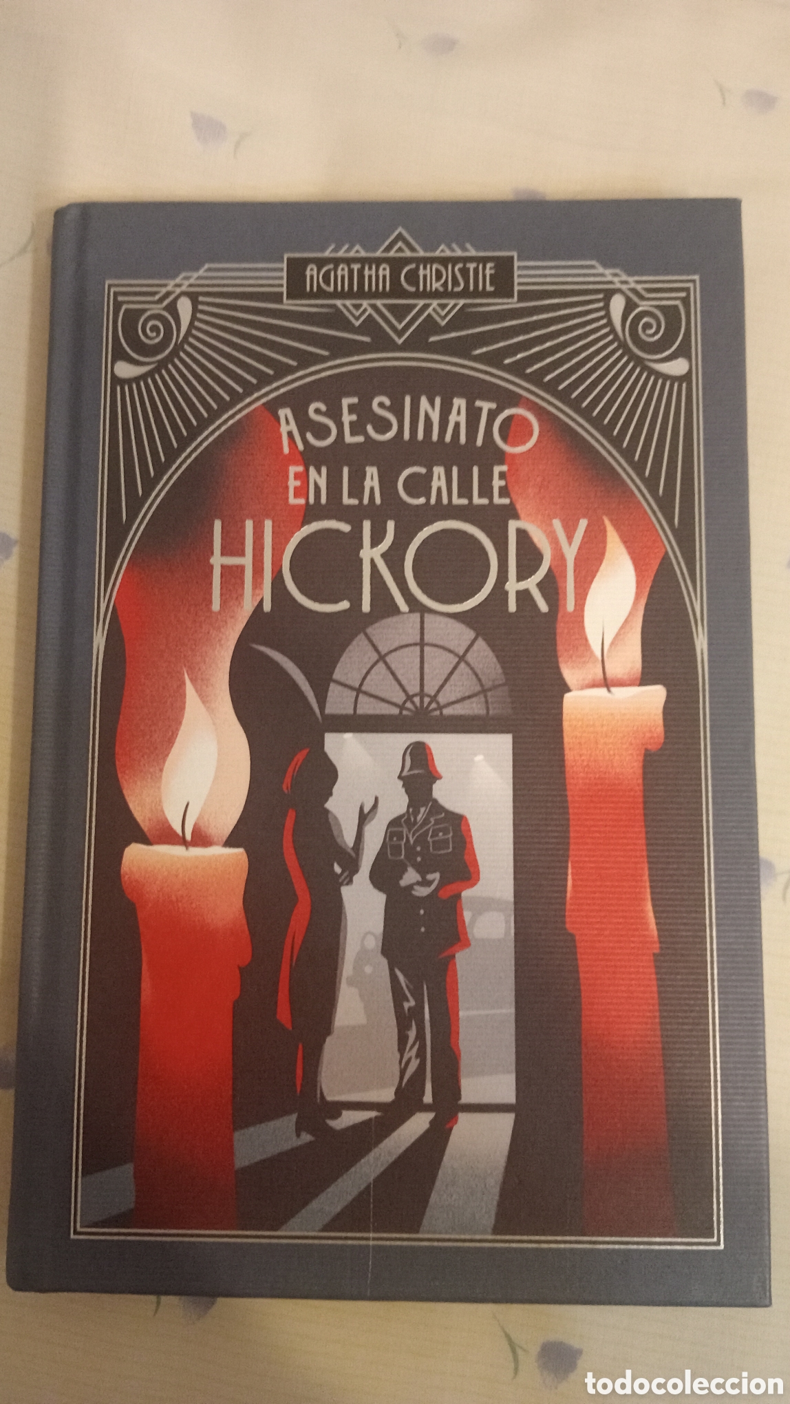 Libros de segunda mano: Asesinato en la calle Hickory. Agatha Christie. Edici&oacute;n de lujo