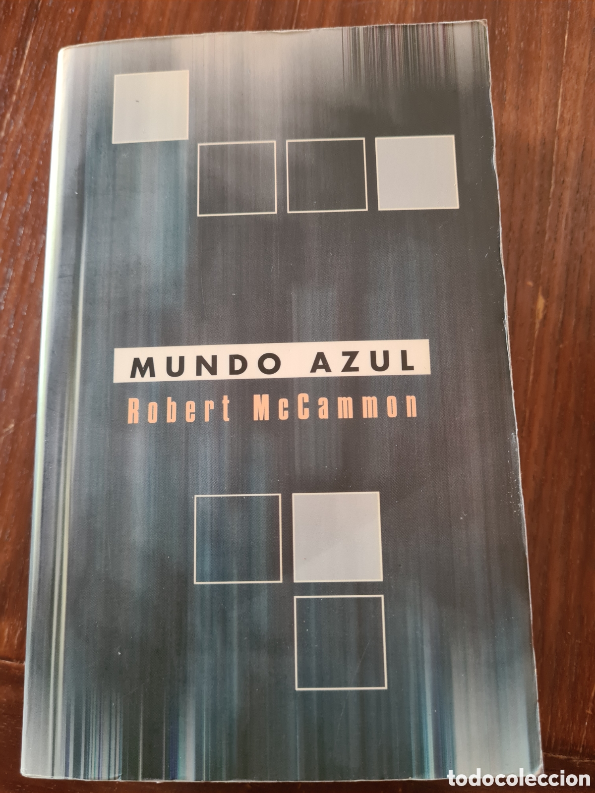 Libros de segunda mano: Robert Mccammon- Mundo azul