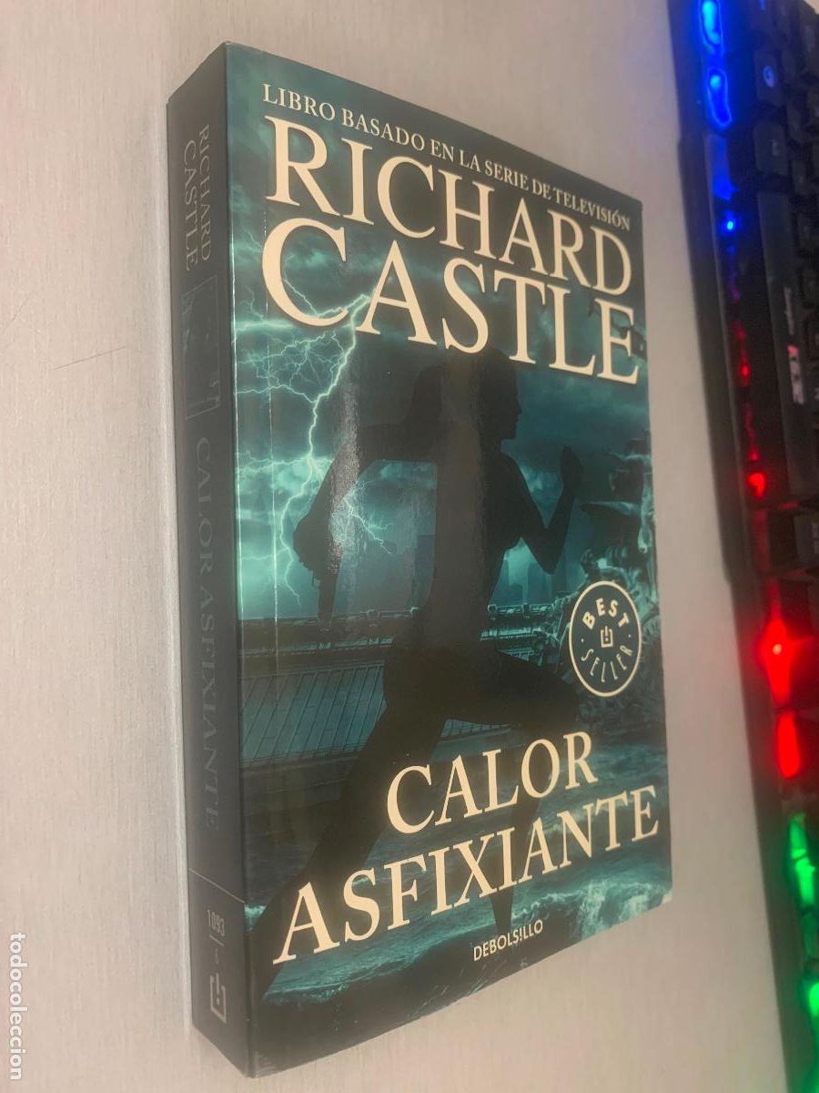 Libros de segunda mano: CALOR ASFIXIANTE / BASADO EN LA SERIE DE TELEVISI&Oacute;N RICHARD CASTLE / DEBOLSILLO 2016