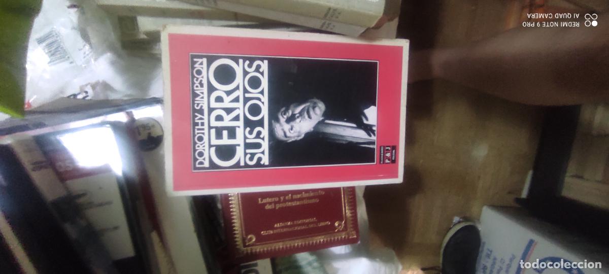 Libros de segunda mano: Cerr&oacute; sus ojos - Simpson, Dorothy