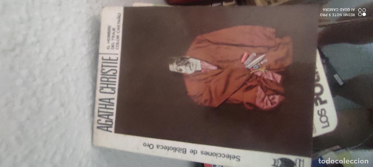 Libros de segunda mano: Agatha Christie. Molino. El hombre del traje color casta&ntilde;o
