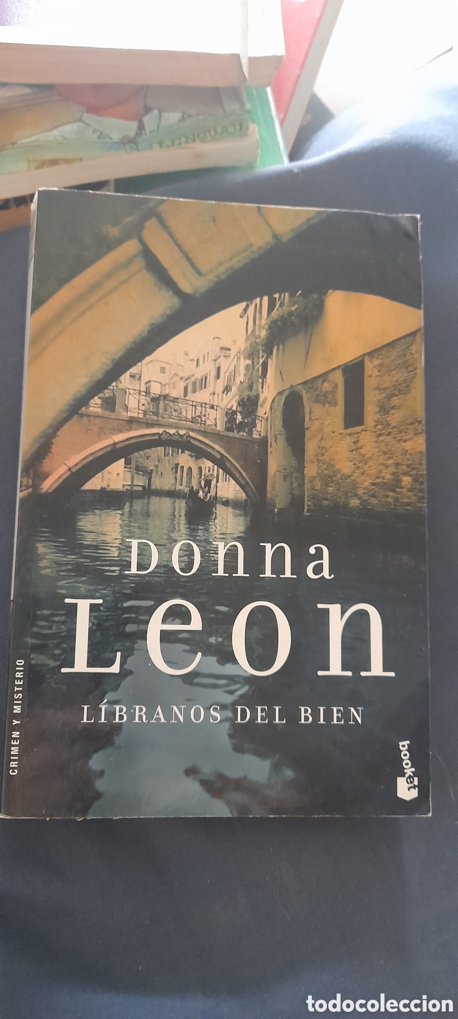 Libros de segunda mano: L&iacute;branos del bien. Donna Leon