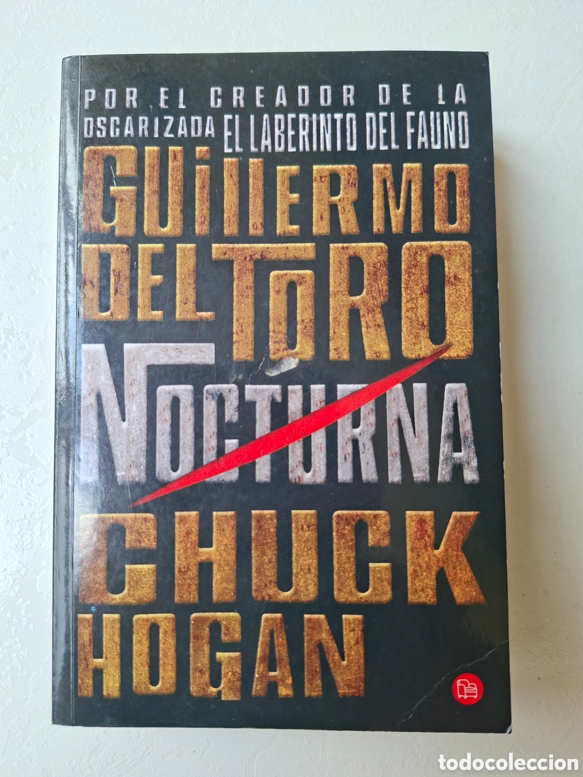 Libros de segunda mano: Nocturna / Guillermo del Toro y Chuck Hogan / Ed. Santillana en Barcelona 2011