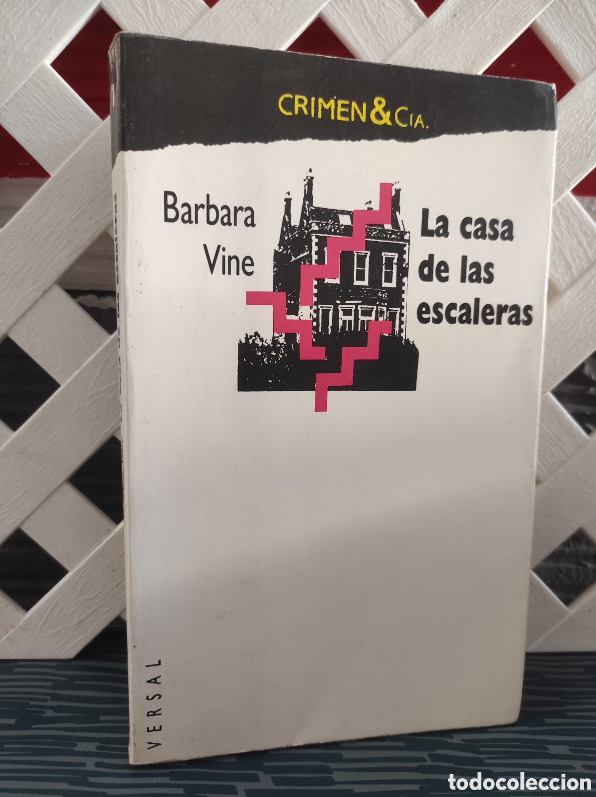 Libros de segunda mano: La casa de las escaleras - Barbara Vine (PEDIDO MINIMO 10&euro;)