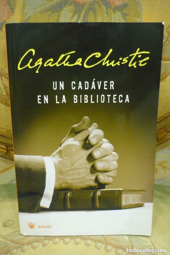 Libros de segunda mano: Agatha Christie - Un cad&aacute;ver en la biblioteca RBA ediciones 5&ordf; ed. 2010 LEER