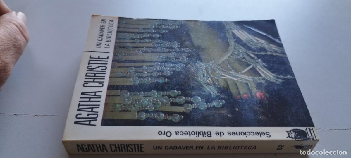 Libros de segunda mano: UN CADAVER EN LA BIBLIOTECA / AGATHA CHRISTIE / CMA 56 / MOLINO