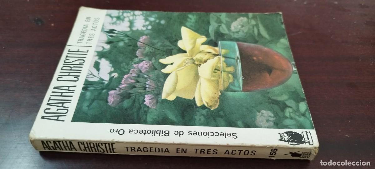 Libros de segunda mano: TRAGEDIA EN TRES ACTOS / AGATHA CHRISTIE / ZUX05 / MOLINO
