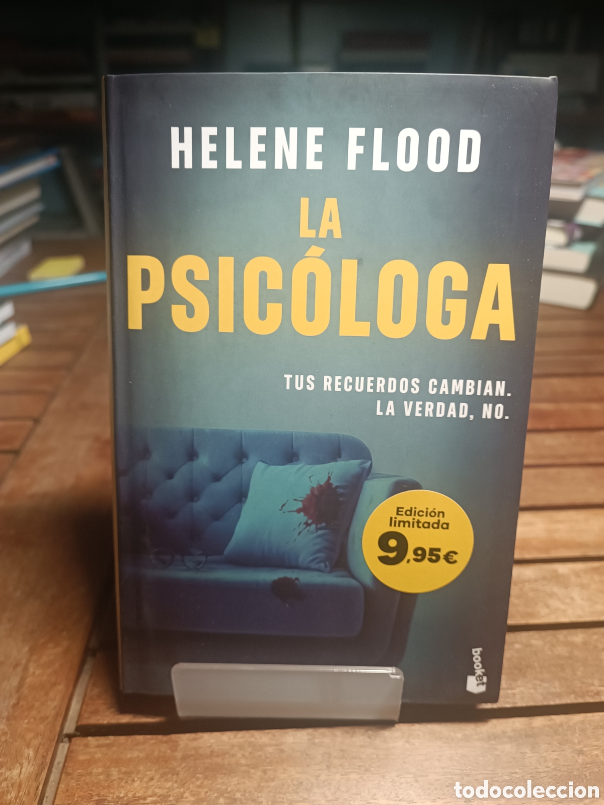 Libros de segunda mano: La psic&oacute;loga Helene Flood Booket edici&oacute;n limitada 2026