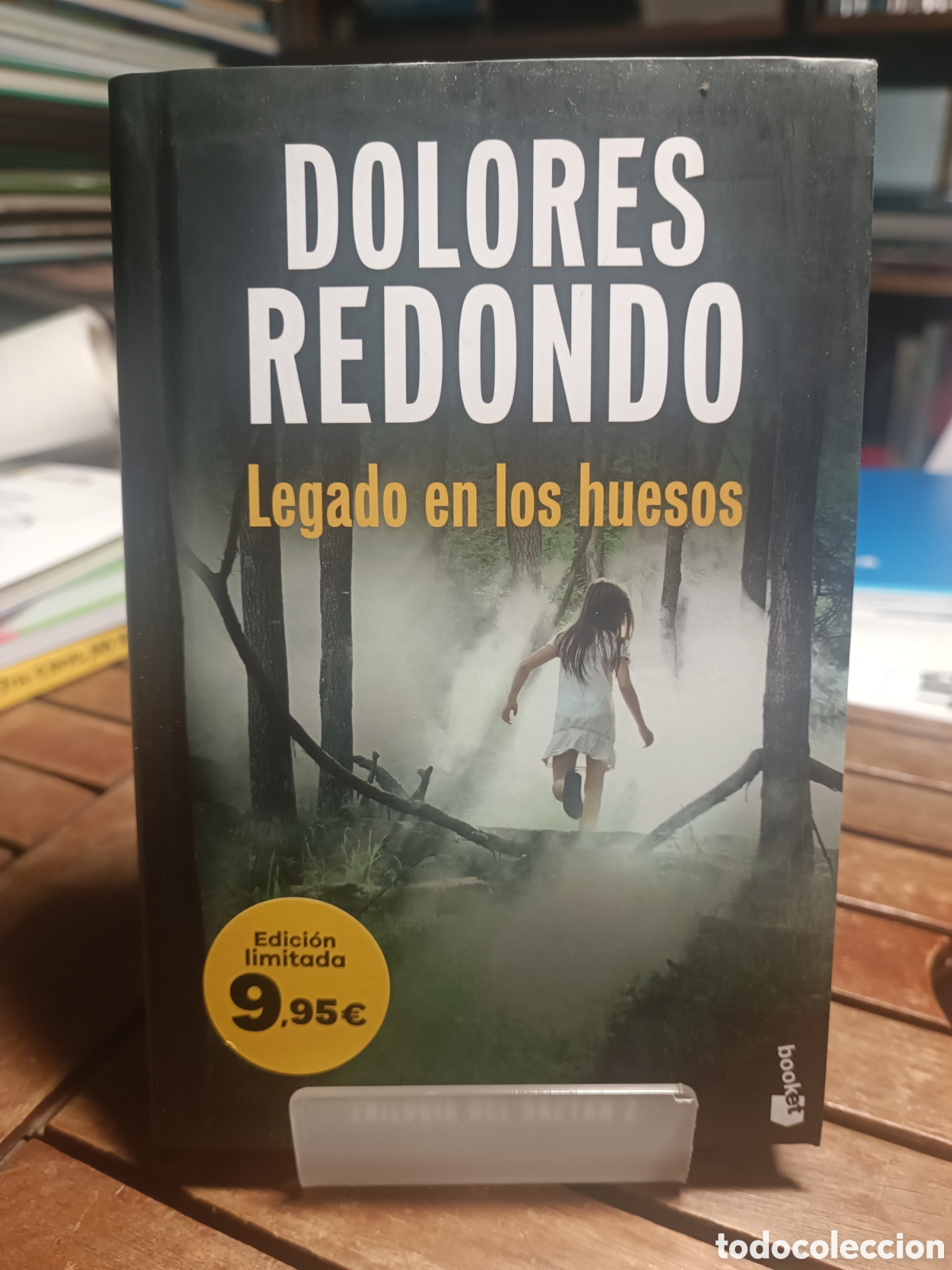 Libros de segunda mano: Legado en los huesos Dolores Redondo trilog&iacute;a de baztan 2 booket edici&oacute;n limitada