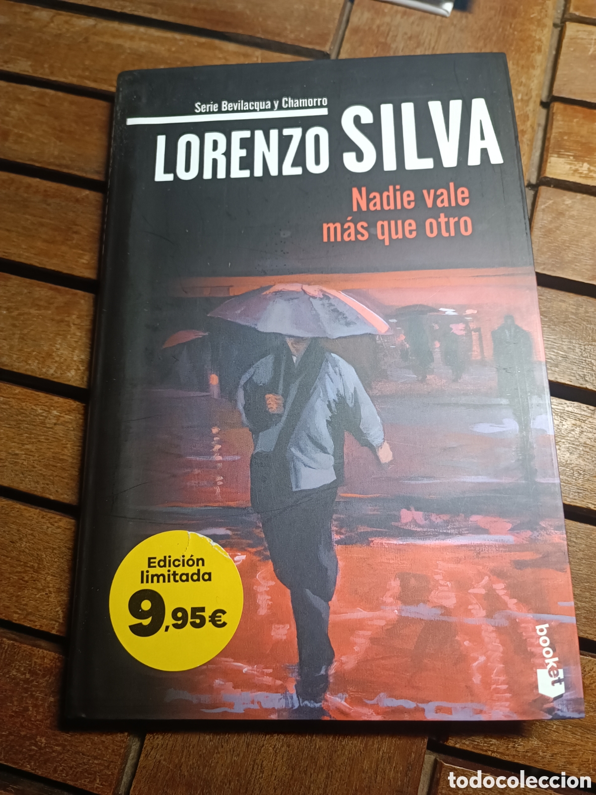 Libros de segunda mano: Nadie vale m&aacute;s que otro Lorenzo Silva booket serie bevilacqua y Chamorro edici&oacute;n limitada 2026