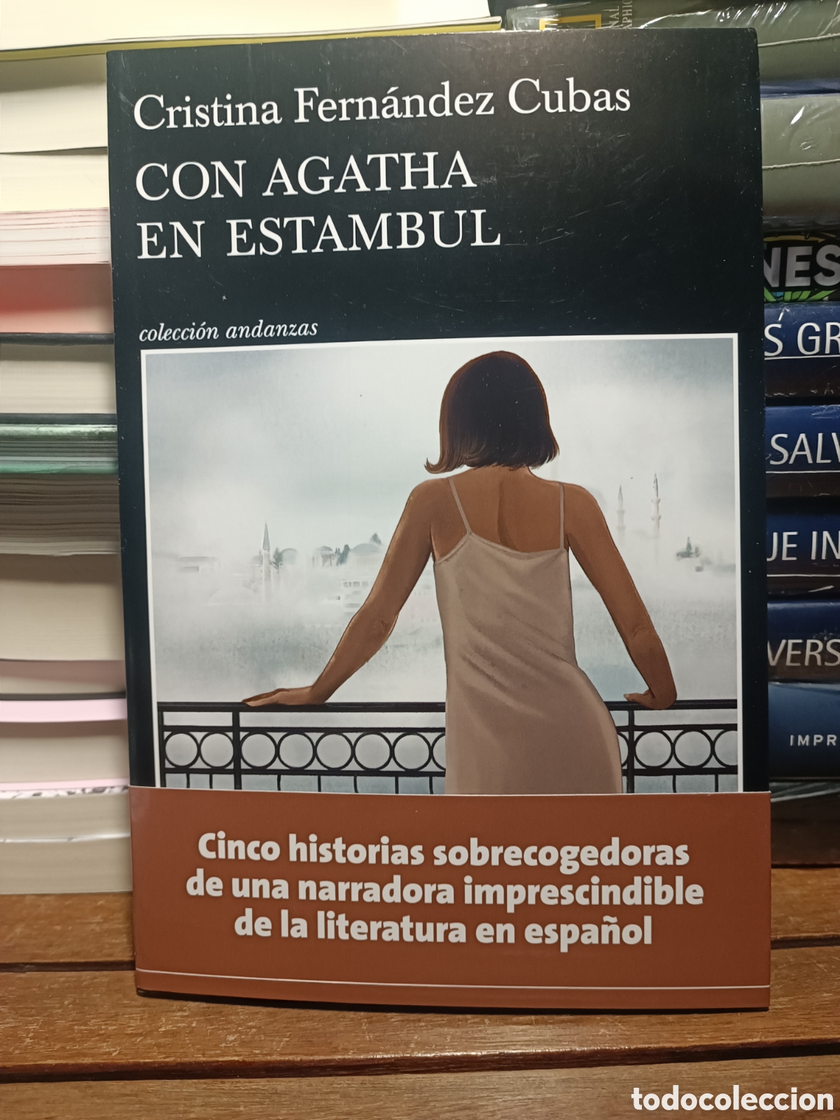 Libros de segunda mano: Con Agatha en Estambul Cristina Fern&aacute;ndez Cubas Tusquets 2025
