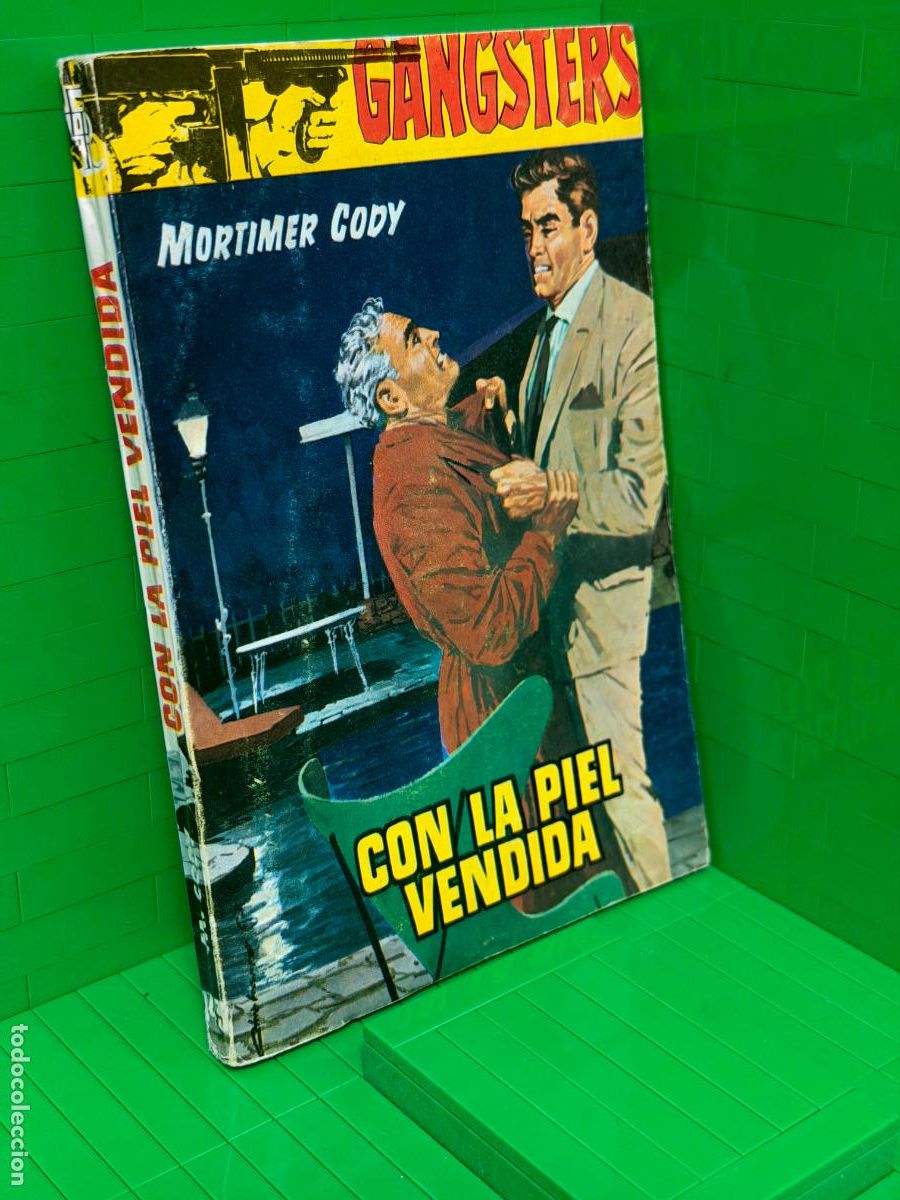 Livros em segunda m&atilde;o: CON LA PIEL VENDIDA GANGSTERS &ndash; MORTIMER CODY