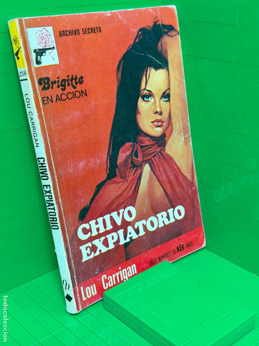 Second hand books: CHIVO EXPIATORIO &ndash; LOU CARRIGAN