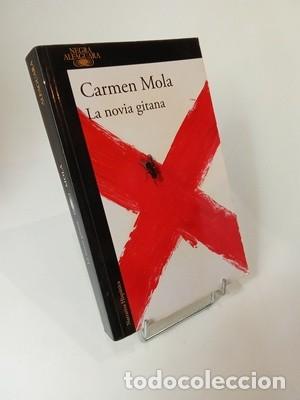 Libros de segunda mano: Carmen Mola. La novia gitana