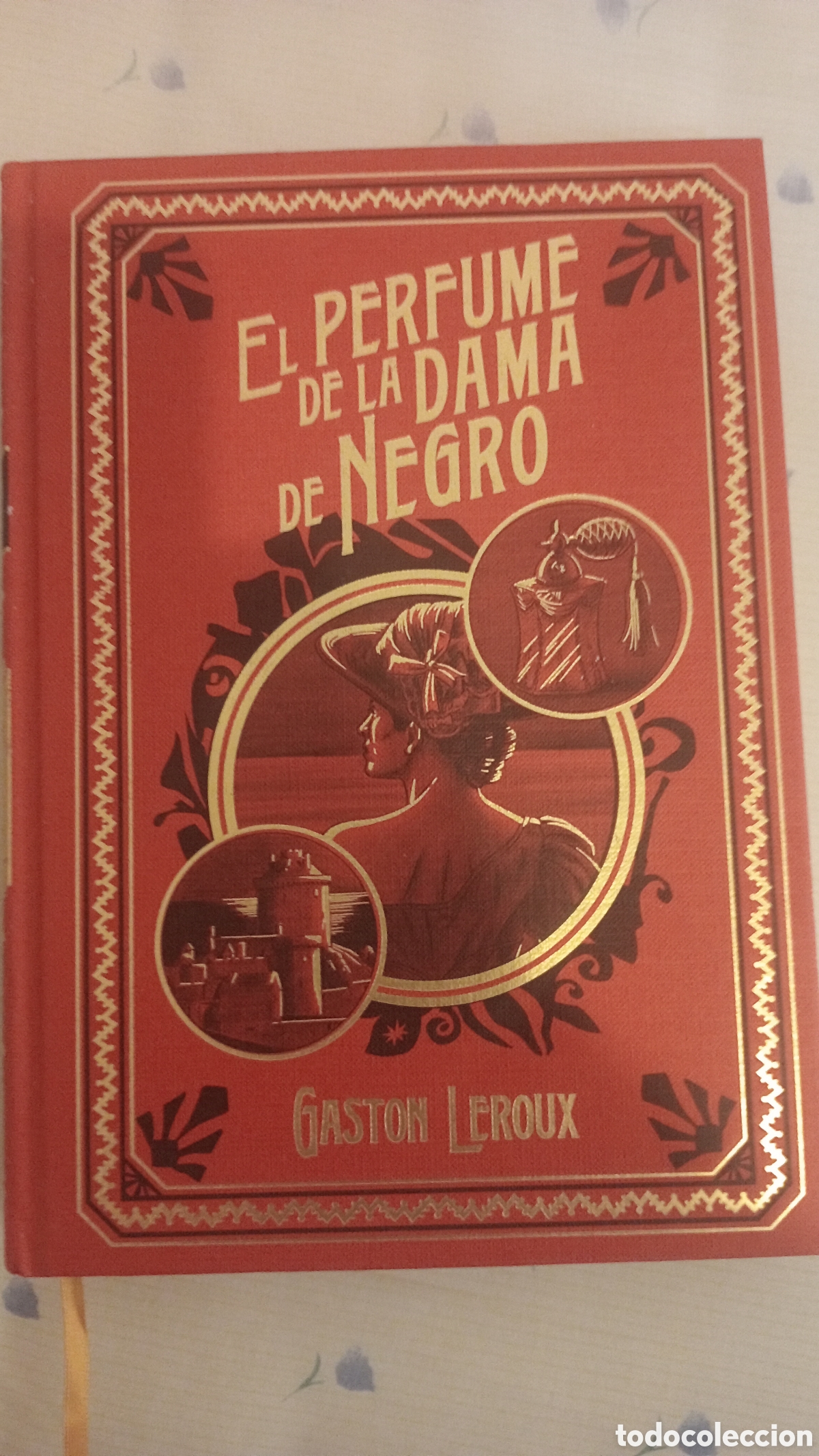 Libros de segunda mano: El perfume de la dama de negro. Gast&oacute;n leroux