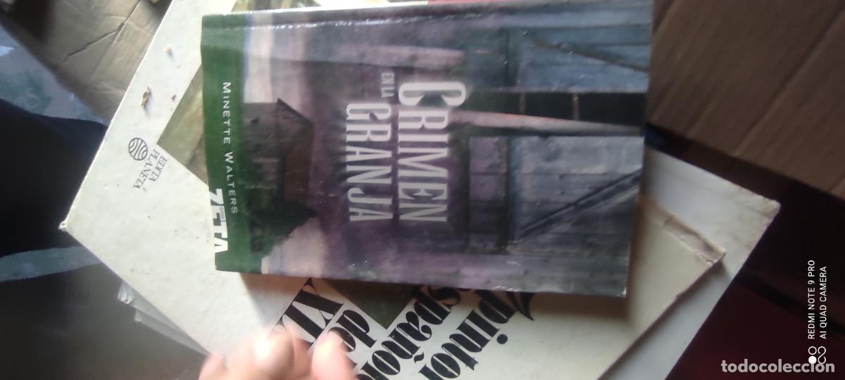Libros de segunda mano: Crimen en la granja: Walters, Minette.