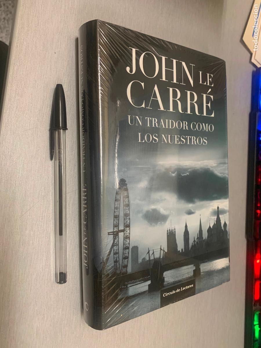 Libros de segunda mano: UN TRAIDOR COMO LOS NUESTROS / JOHN LE CARR&Eacute; / C&Iacute;RCULO DE LECTORES