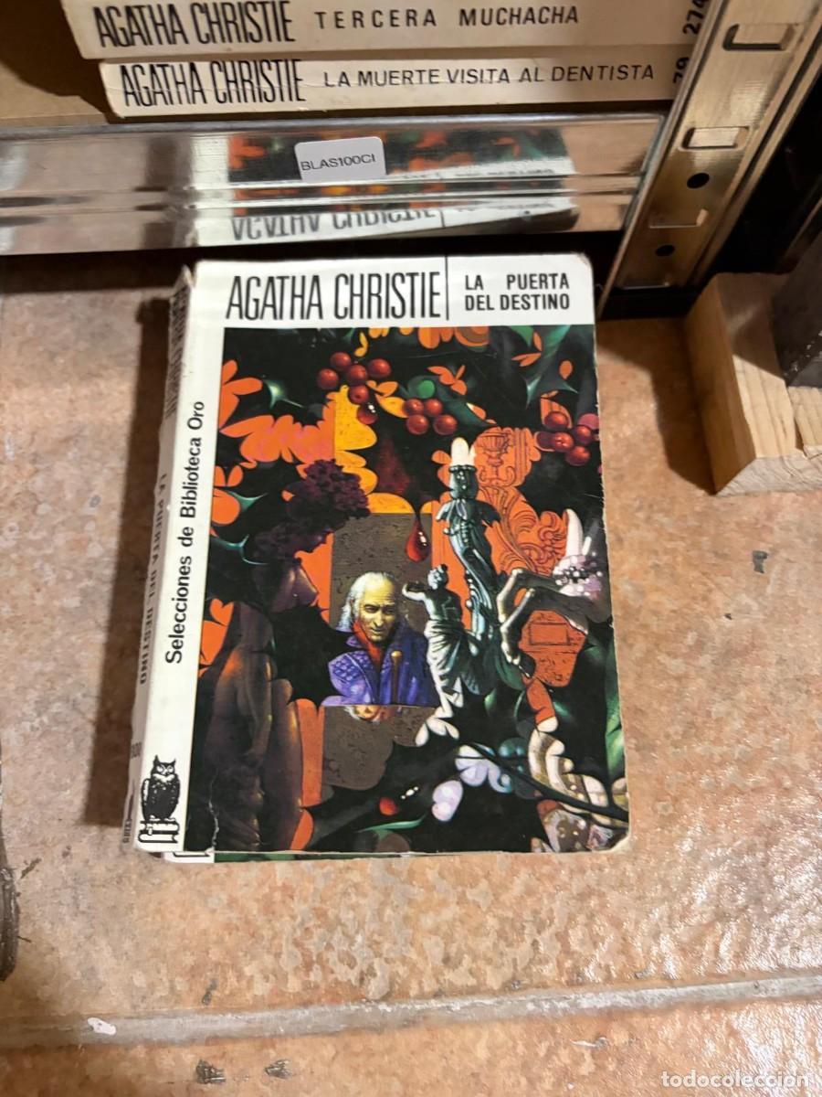 Libros de segunda mano: BLAS100CI + La puerta del destino + Agatha Christie