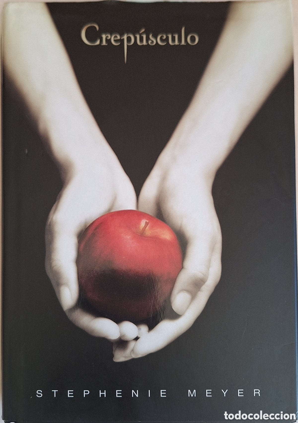 Libros de segunda mano: CREP&Uacute;SCULO - STHEPHENE MEYER - ED. ALFAGUARA 2009