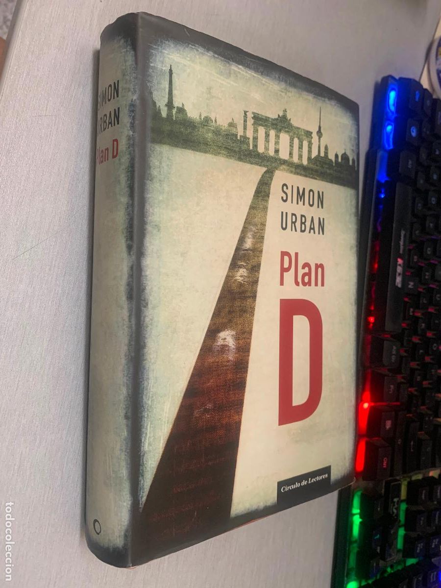 Libros de segunda mano: PLAN D / SIM&Oacute;N URBAN / C&Iacute;RCULO DE LECTORES