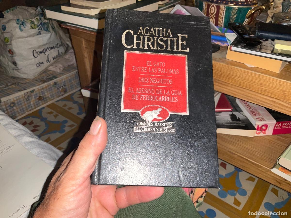 Libros de segunda mano: Agata Christie 1 orbis el gato entre palomas diez negritos el asesinato de la gu&iacute;a de ferrocarriles