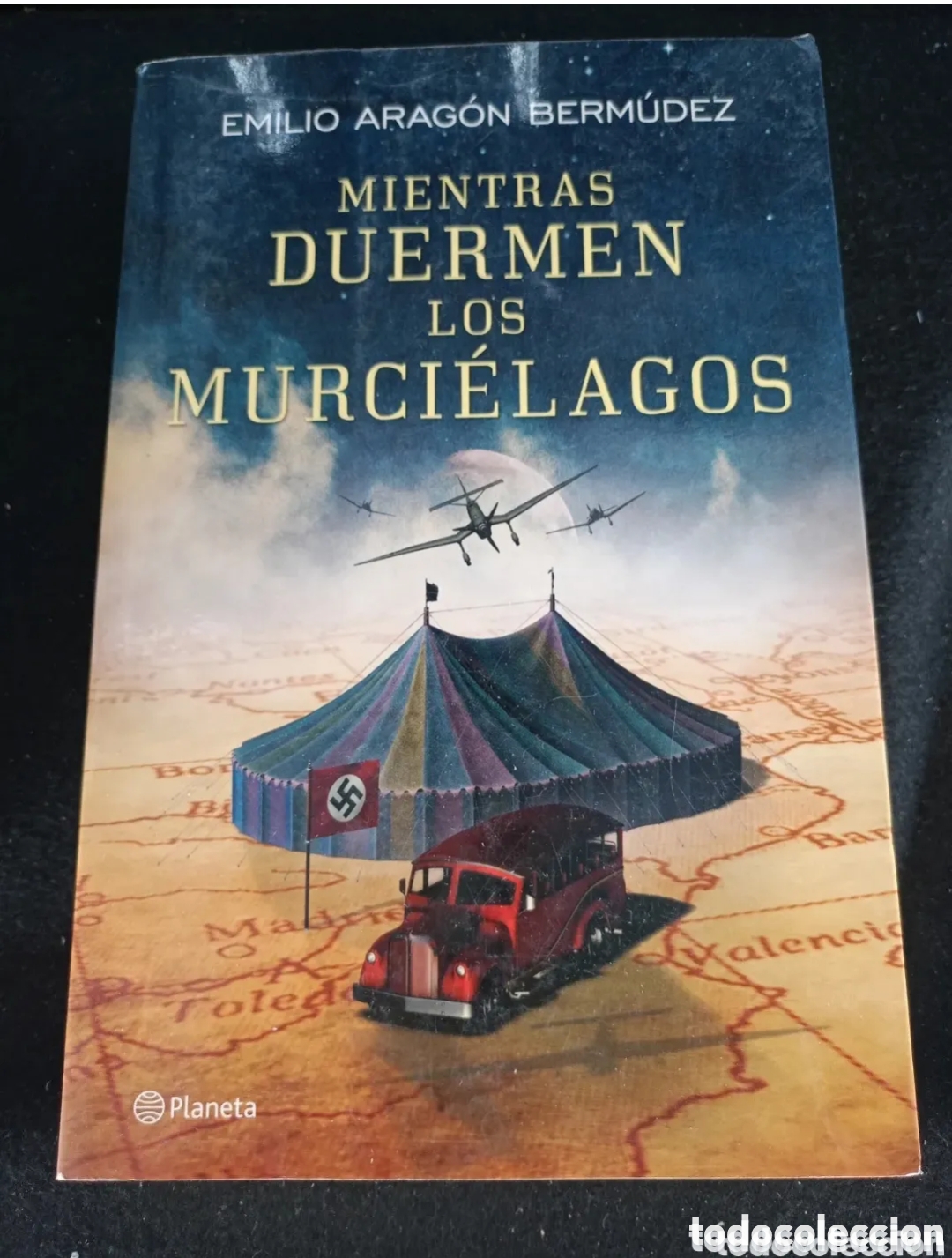 Second hand books: Mientras duermen los murcielagos Emilio Arag&oacute;n Berm&uacute;dez