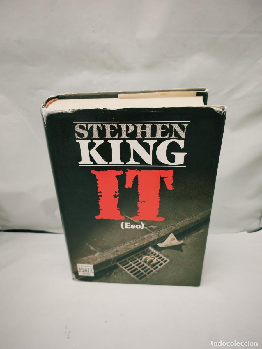 Libros de segunda mano: IT (Eso) (Octava Edici&oacute;n 1991, Colecci&oacute;n: &Eacute;xito, Tapa Dura)