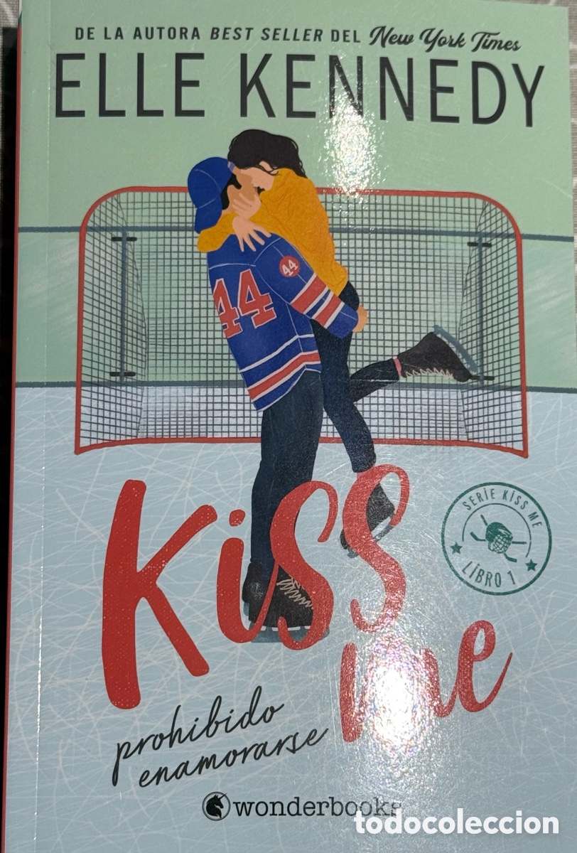 Livres d'occasion: KISS ME 1 &ndash; PROHIBIDO ENAMORARSE &ndash; ELLE KENNEDY &ndash; WONDERBOOKS-NUEVO