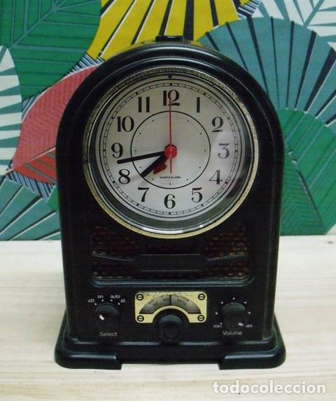 Gebrauchte B&uuml;cher: Radio Reloj Despertador Sobremesa estilo antiguo