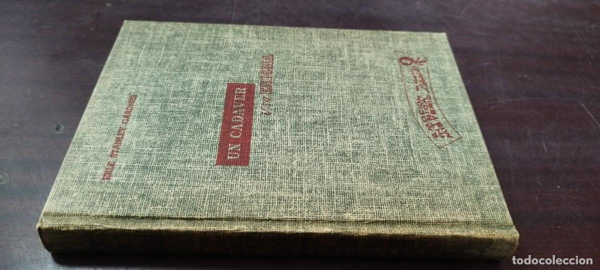 Libros de segunda mano: UN CADAVER Y SU ENIGMA / GARDNER / Z505 CUMBRE-LABERINTO, EMOCION INTRIGA MISTERIO - MEXICO /
