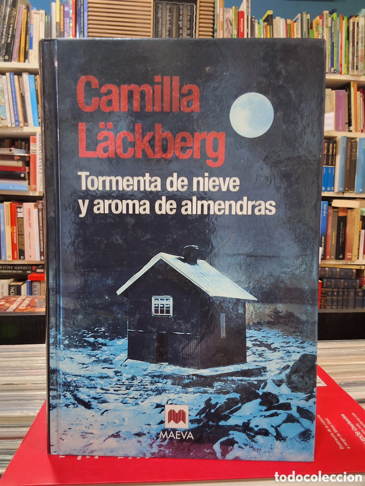 Libros de segunda mano: TORMENTA DE NIEVE Y AROMA DE ALMENDRAS - CAMILLA L&Auml;CKBERG - ENV&Iacute;O DESDE 1,50 &euro;