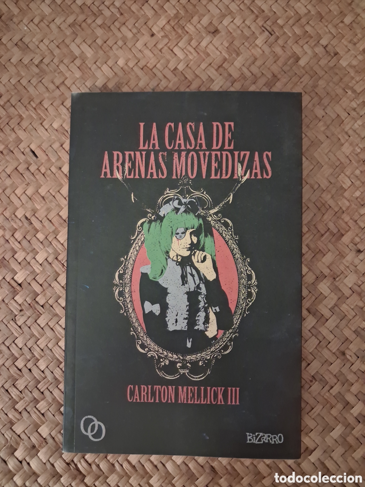 Libros de segunda mano: LA CASA DE ARENAS MOVEDIZAS. CARLTON MELLICK III. ORCINY PRESS, 2016.