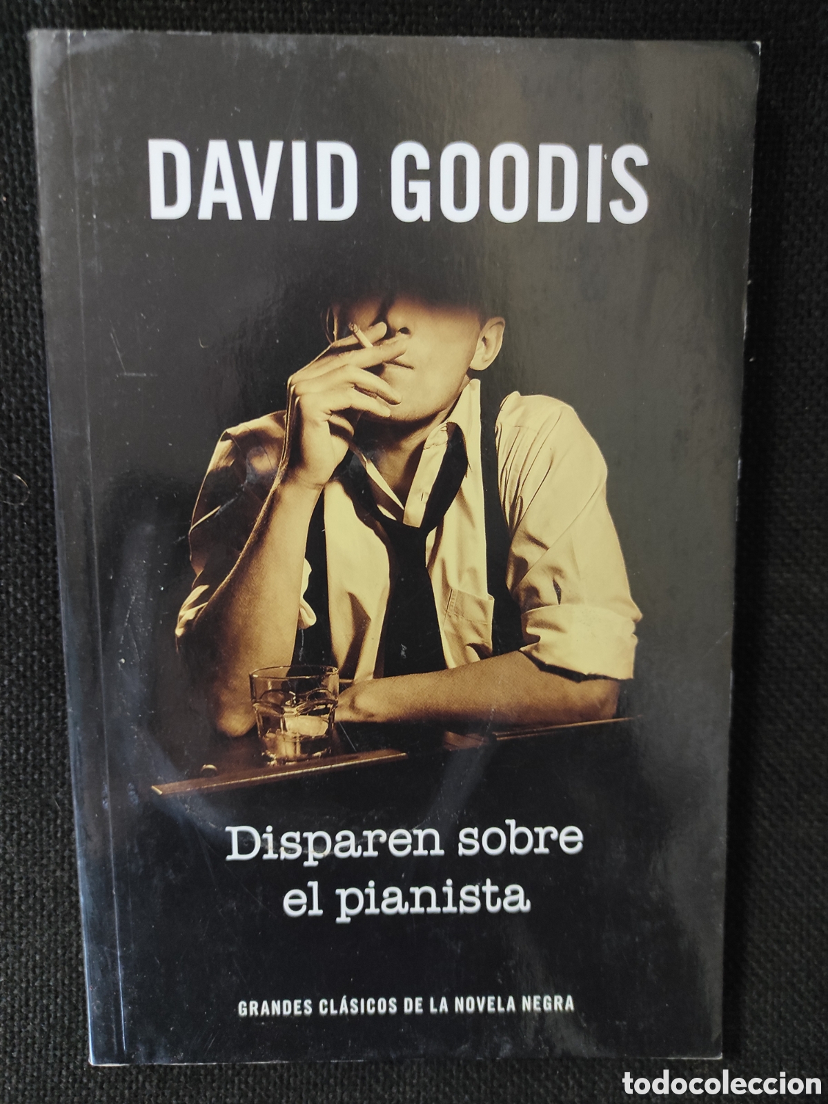 Libros de segunda mano: Libro de lectura - Disparen sobre el pisnista