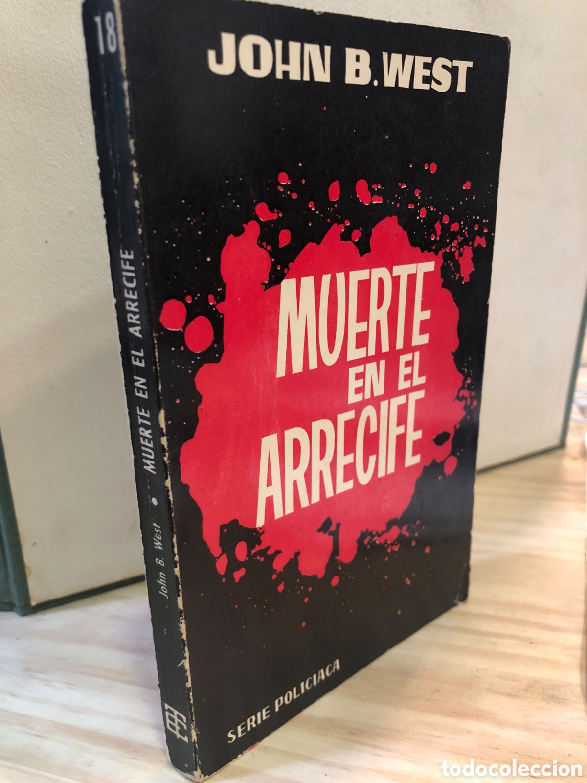 Libros de segunda mano: Muerte en el arrecife - John B. West