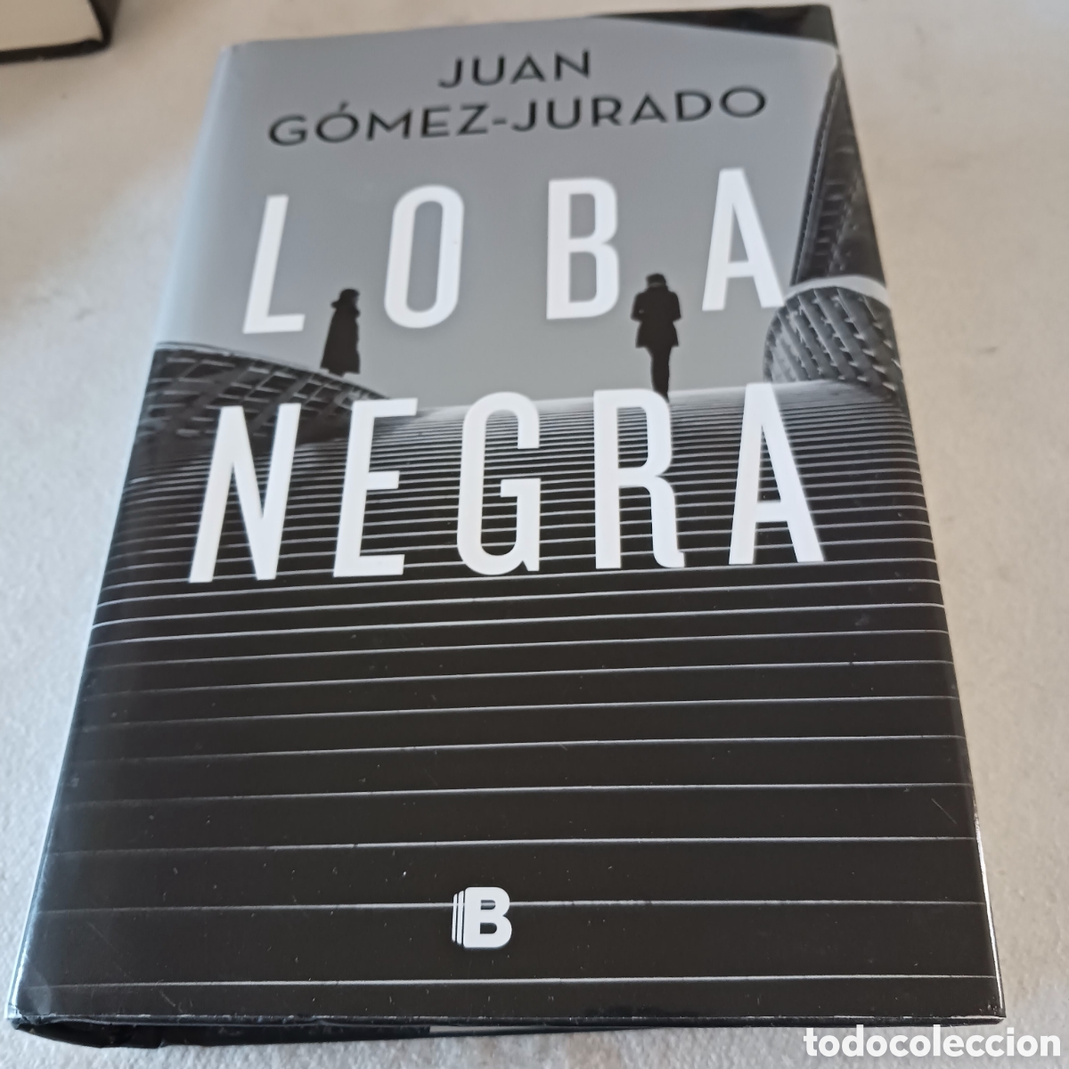Libros de segunda mano: Loba Negra de Juan G&oacute;mez Jurado