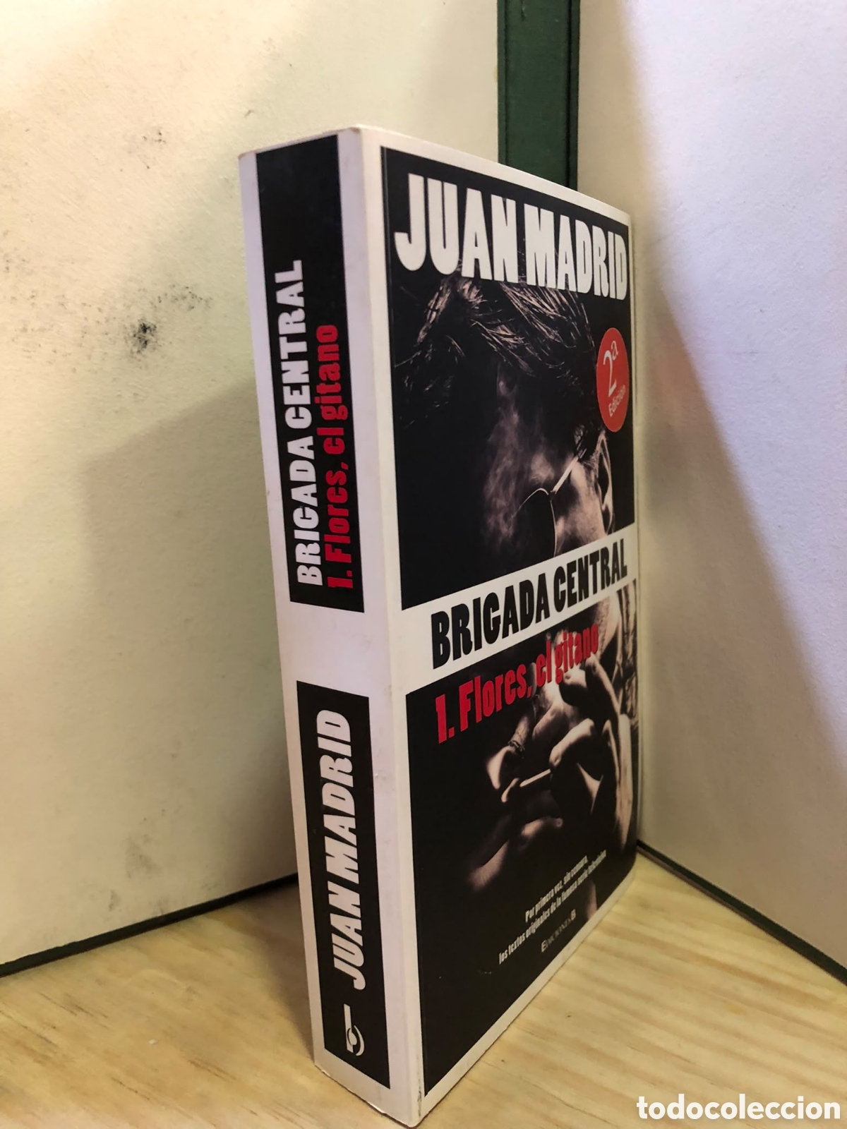 Libros de segunda mano: Brigada Central. 1. Flores, el gitano - Juan Madrid