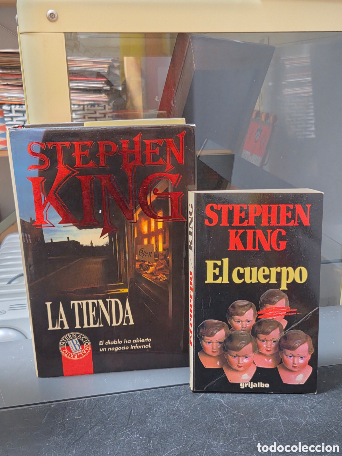 Libros de segunda mano: ANTIGUO LIBRO STEPHEN KING LA TIENDA Y EL CUERPO ORIGINALES A&Ntilde;O 1992