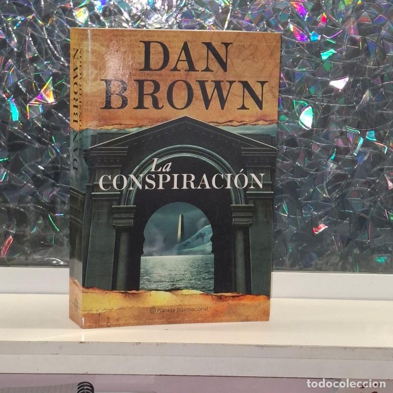 Libros de segunda mano: La Conspiraci&oacute;n - Dan Brown - Editorial Planeta - Internacional