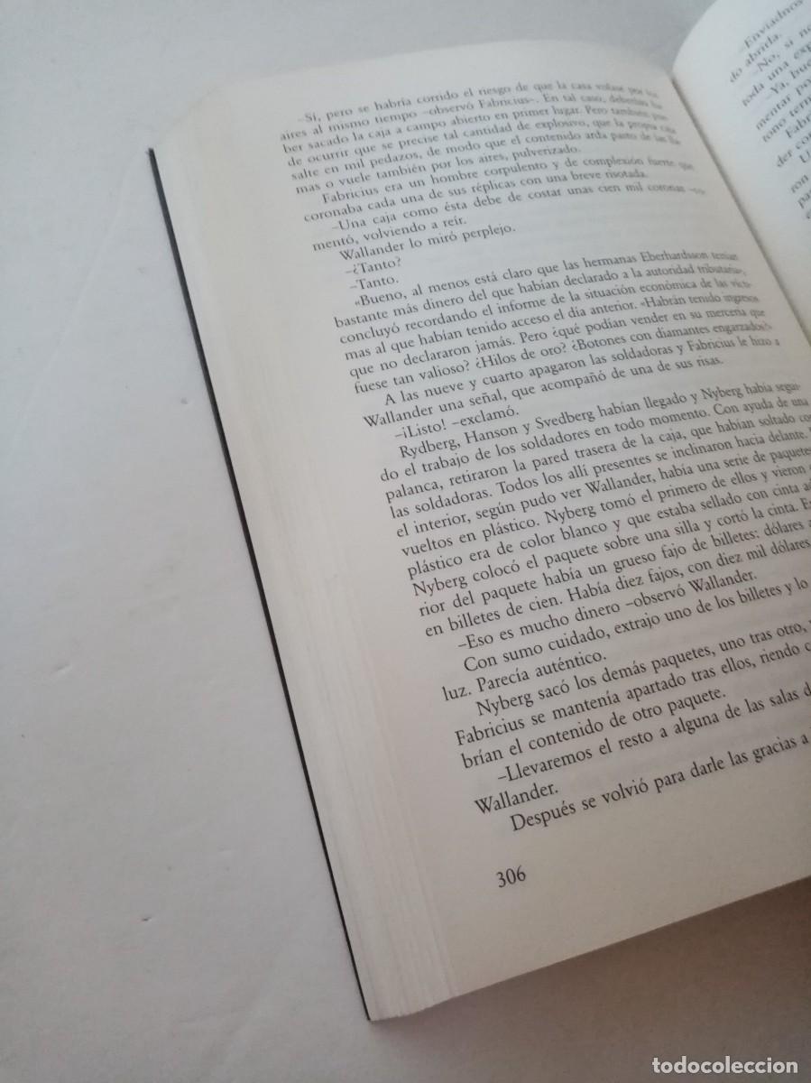 Libros de segunda mano: La pir&aacute;mide Henning Mankell - Foto 9