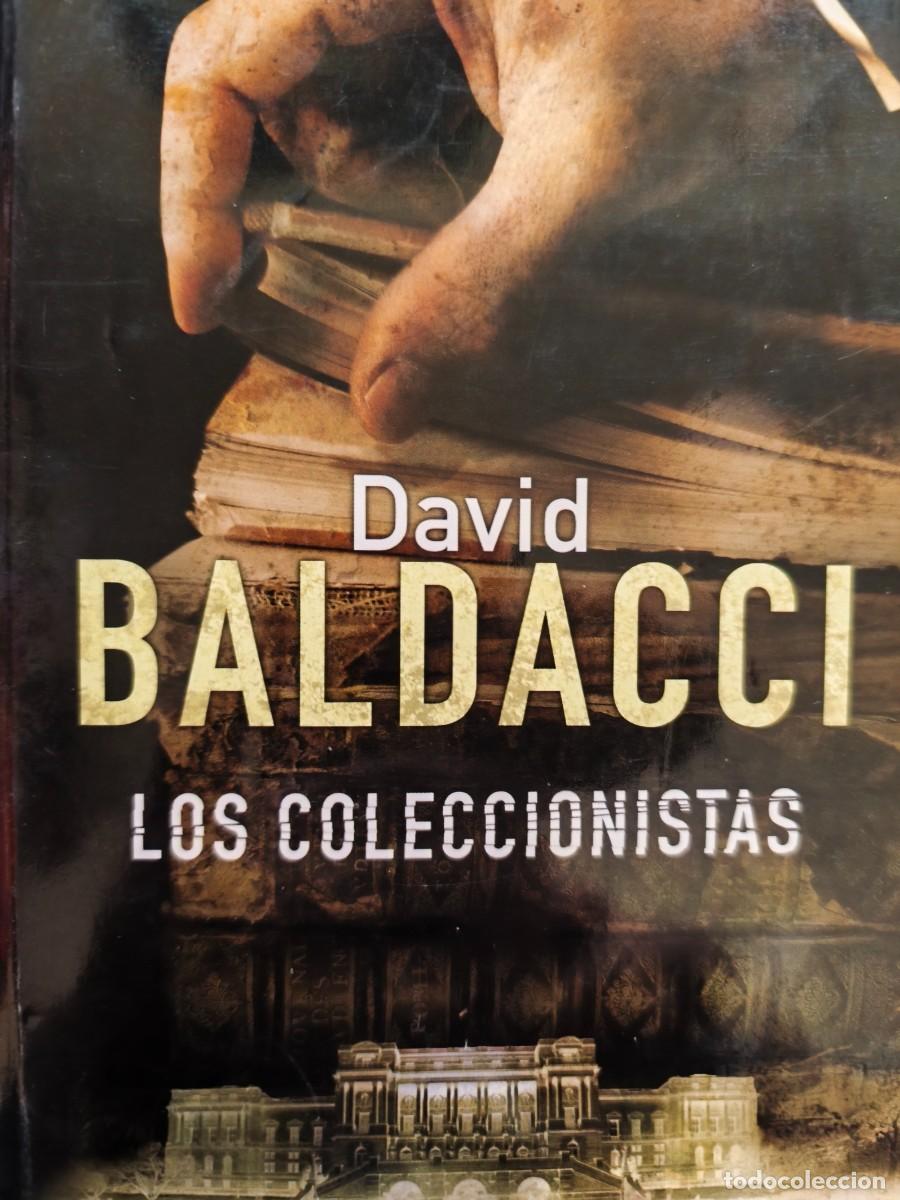 Libros de segunda mano: LOS COLECCIONISTAS (SAGA CAMEL CLUB 2)