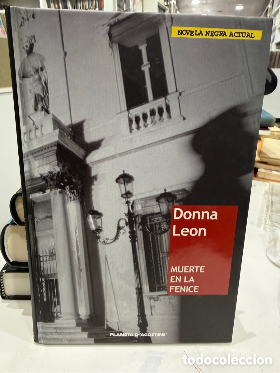Libri di seconda mano: Donna Leon - Muerte en La Fenice